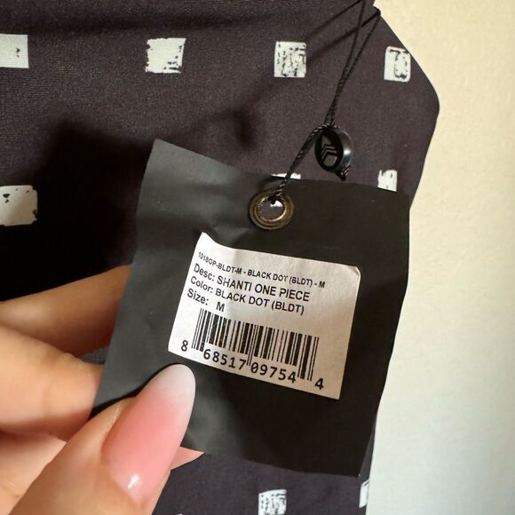 Stone Fox Swim Shanti‎ High Cut One Piece Swimsuit Sz Medium NEW - Picture 3 of 6